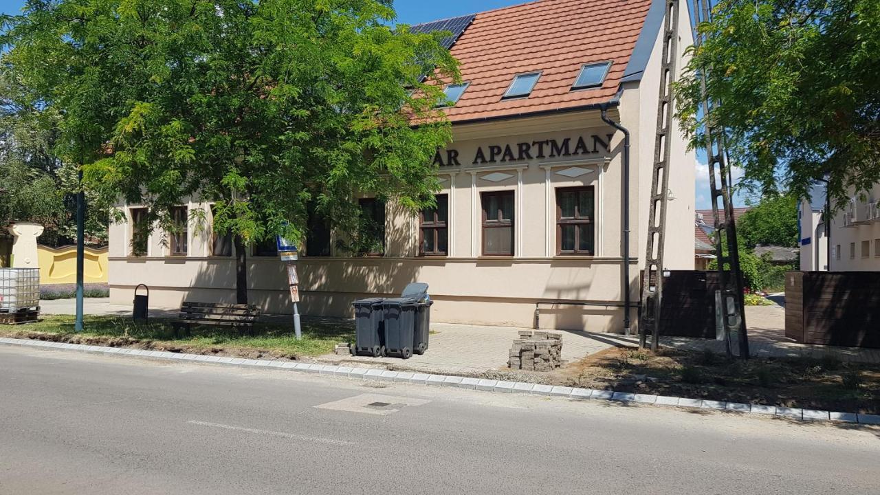 Vegvar Delux Apartman 귤러 외부 사진